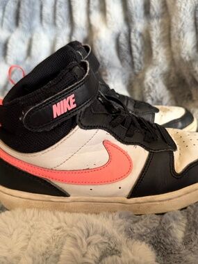 Girls Black and Pink Nikes Size 2